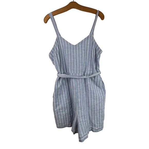 Universal Thread Romper Size Large Chambray Stripe Tie Waist Spaghetti Strap Blu - Picture 1 of 8